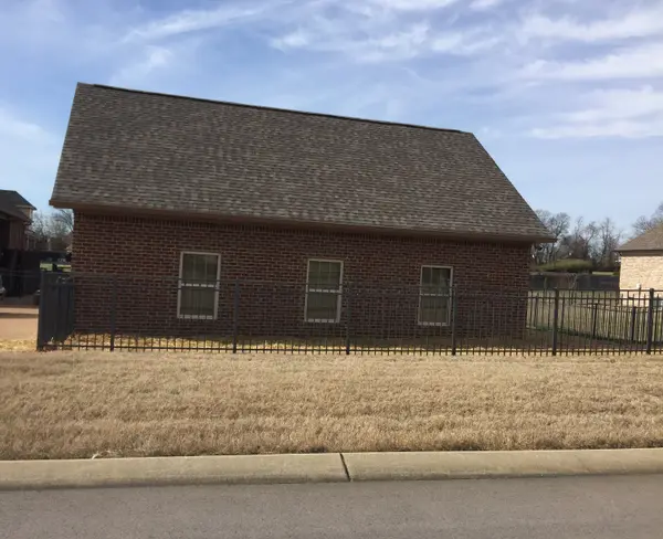 Ornamental Aluminum Fence — Clean Cut Fence & Gate