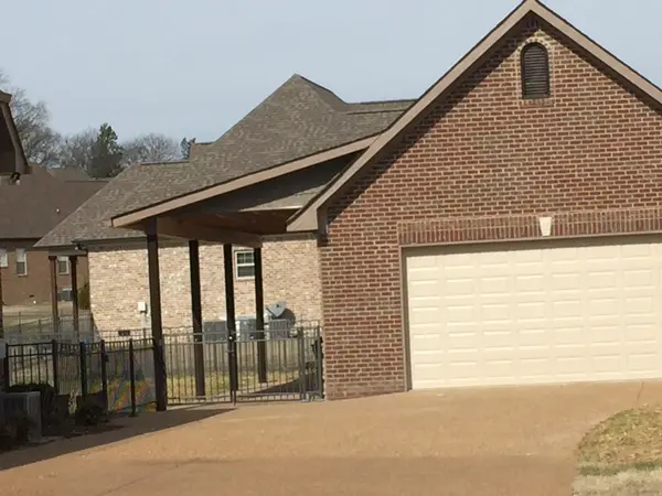 Ornamental Aluminum Fence — Clean Cut Fence & Gate