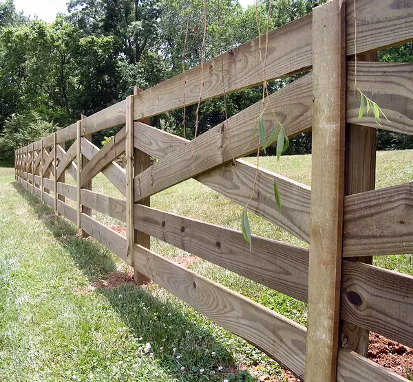 Cross-Buck Ranch Fence 5-Rail 12