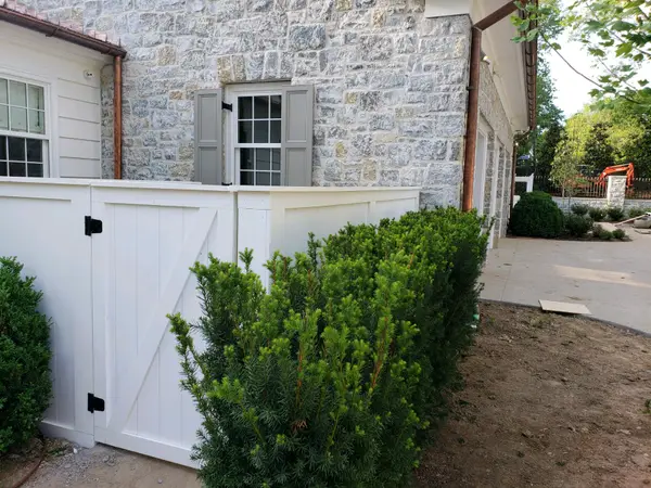 Vinyl Fence — Clean Cut Fence & Gate