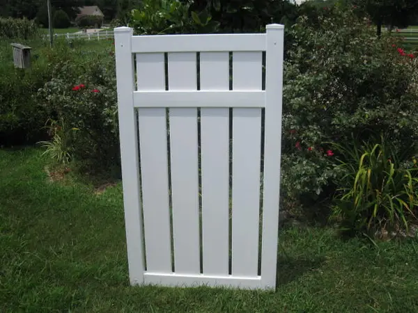 Vinyl Fence — Clean Cut Fence & Gate